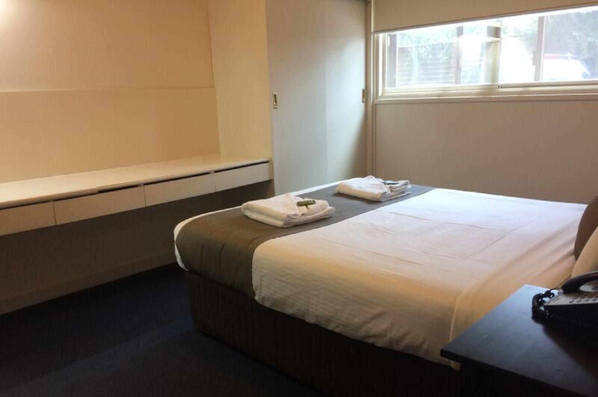 Comfort Hotel Adelaide Meridien North Adelaide Buitenkant foto